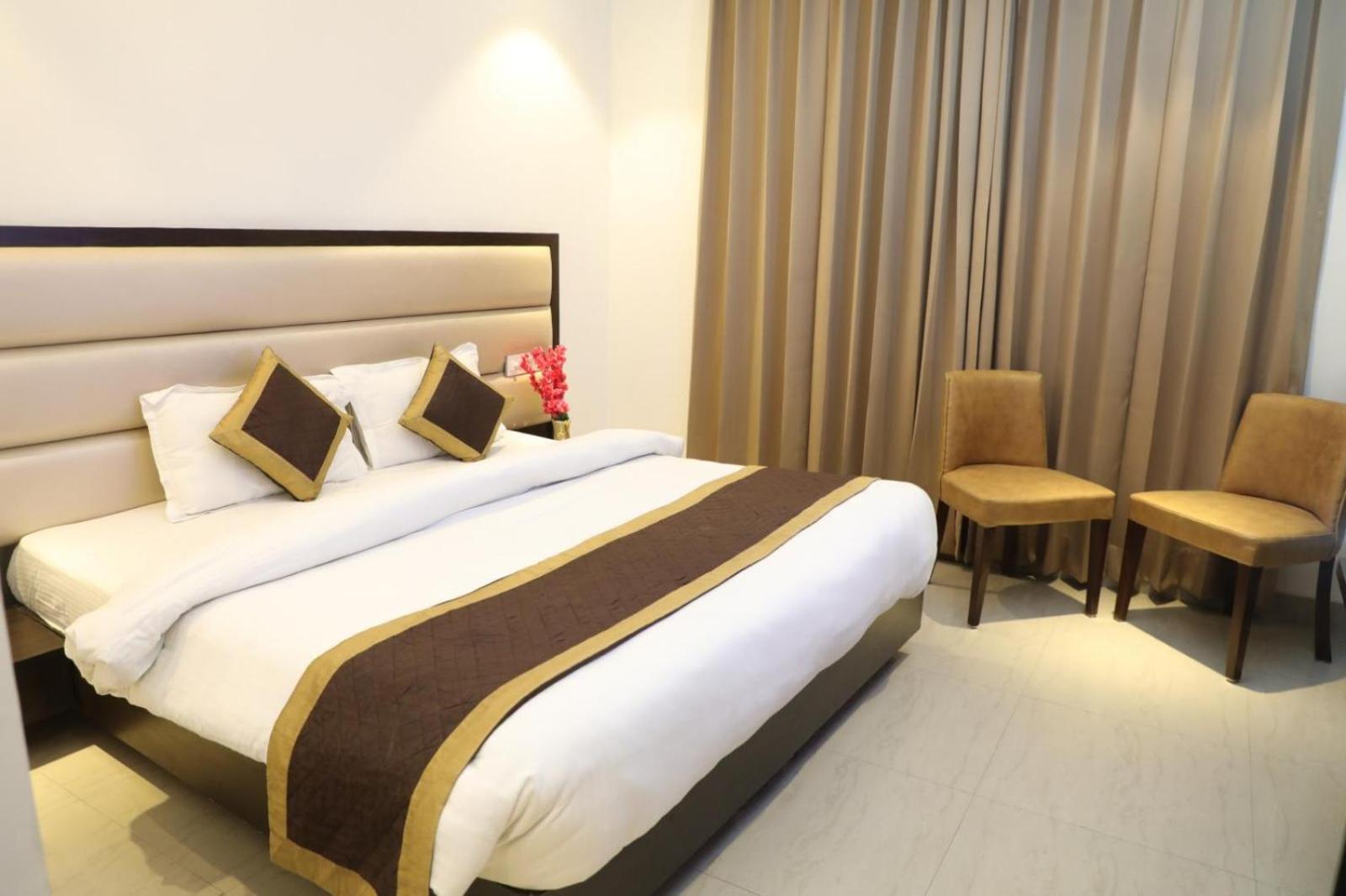 Hotel Avi Inn アムリトサル エクステリア 写真